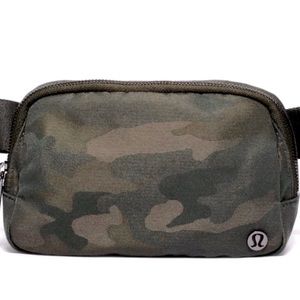 Lululemon Heritage Camo Belt Bag